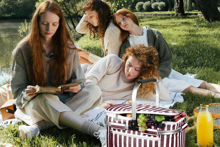Tirrinia Insulated Picnic Basket with Pattern